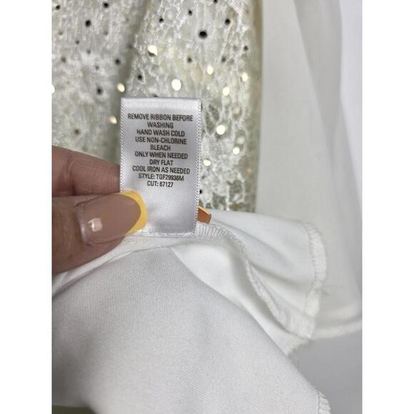 Cold Shoulder White Lace Top With Sequins Chiffon Sleeves Scalloped Hemline Sz M - Picture 8 of 8